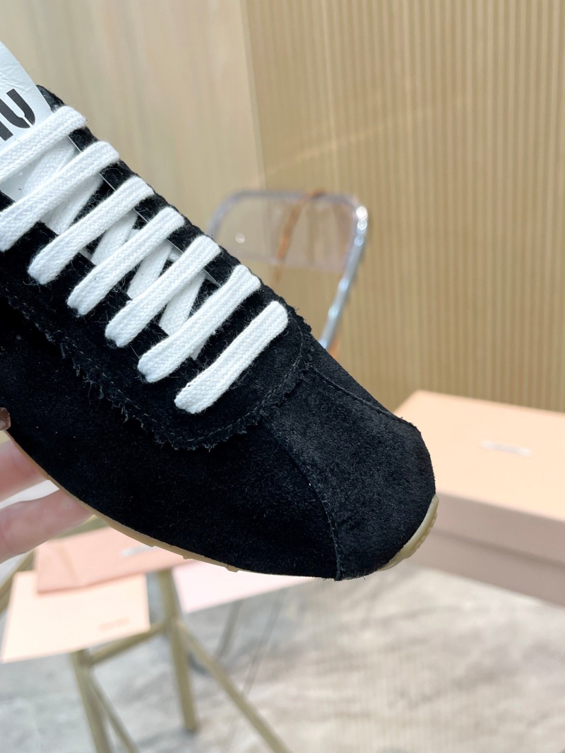 Miu Miu Casual Shoes